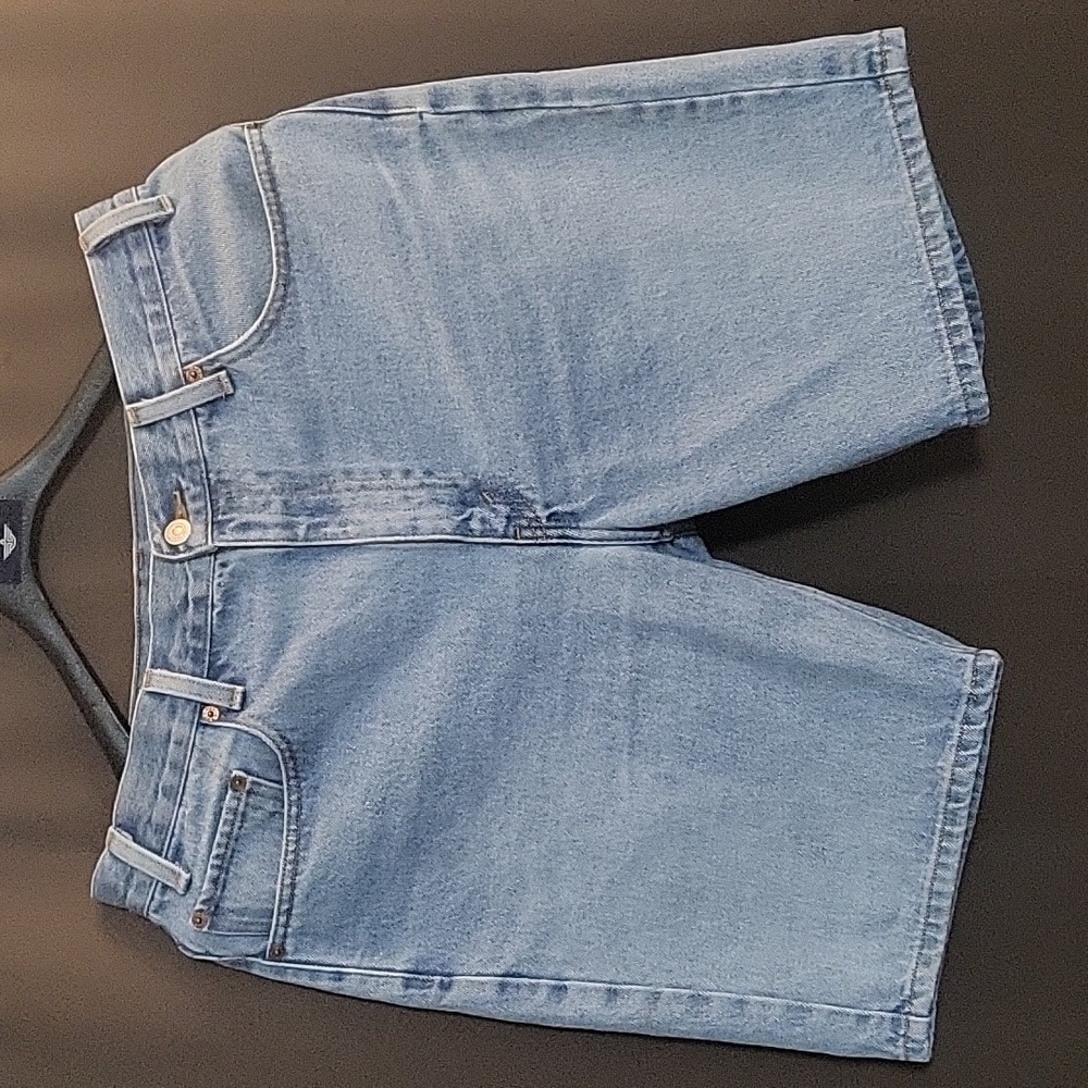 Vintage Levi 505 Relaxed Fit Jean Shorts (36)